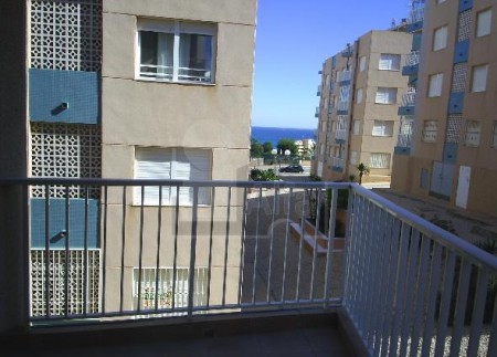 REF: 347 Piso en venta en cabo cervera / Torrevieja (Alicante).